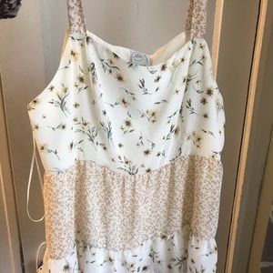 Paper Crane: Sunflower tank top. Large